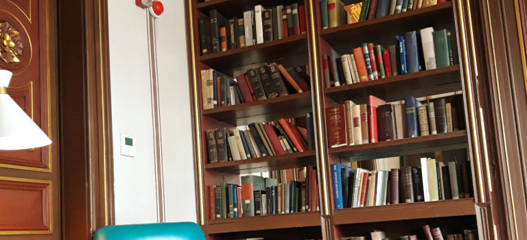 Batuar-Hotel-Cotton-Club